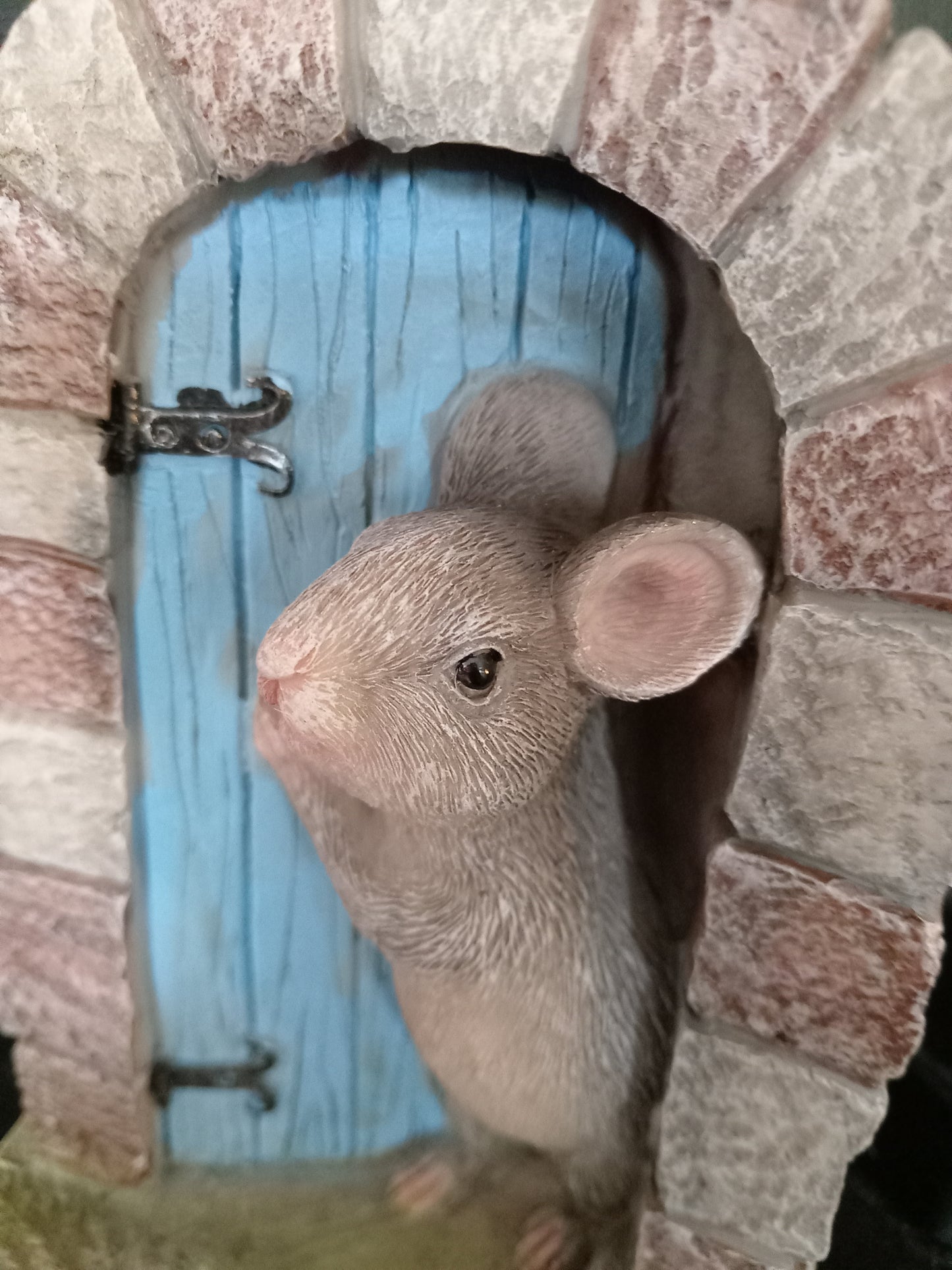 Mouse Door Fairy Garden Ornament